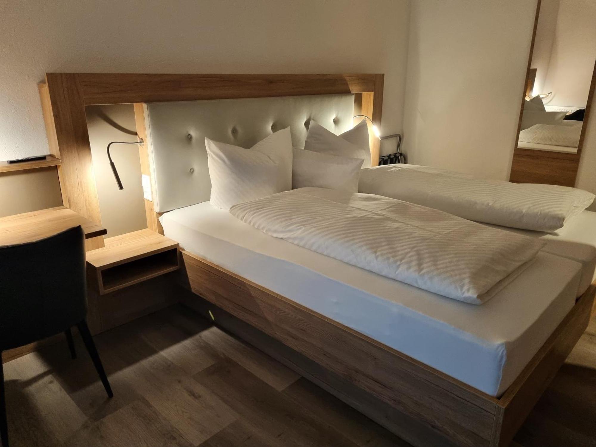 Hotel Julia Am Deich Норден Екстериор снимка